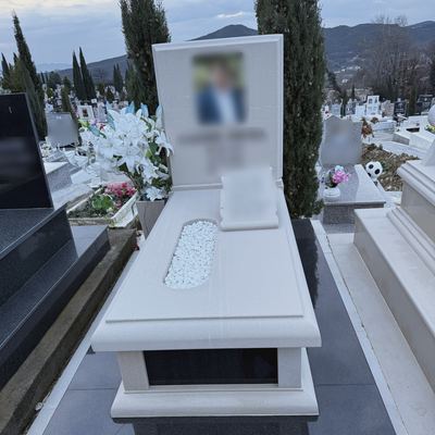 Marble grave