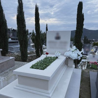 Marble grave