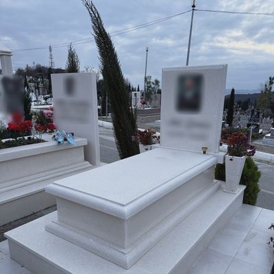 Marble grave